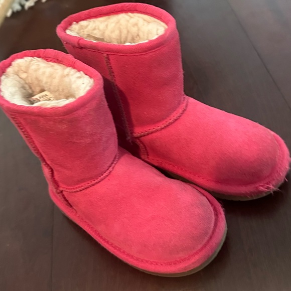 Pink Kids Koolaburra by Ugg Boots - Picture 2 of 4
